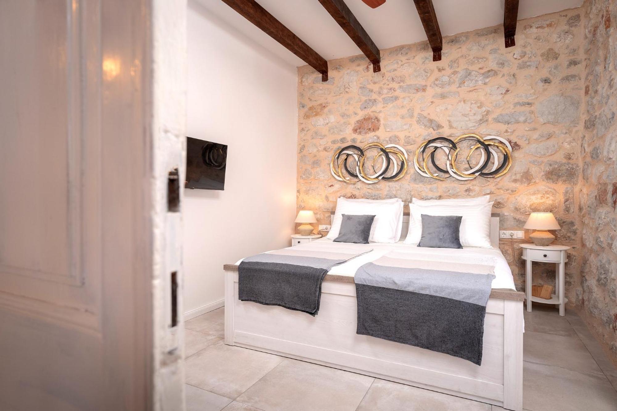 Holiday Home Skala With Hot Tub & Kala With Terrace Pitve Luaran gambar