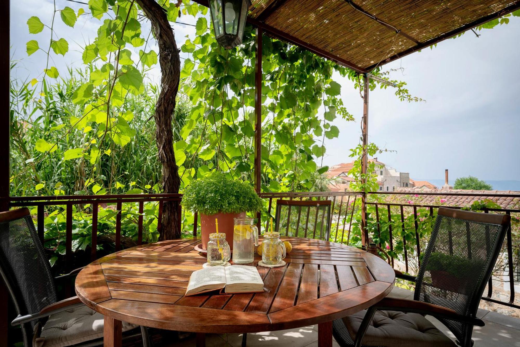 Holiday Home Skala With Hot Tub & Kala With Terrace Pitve Luaran gambar