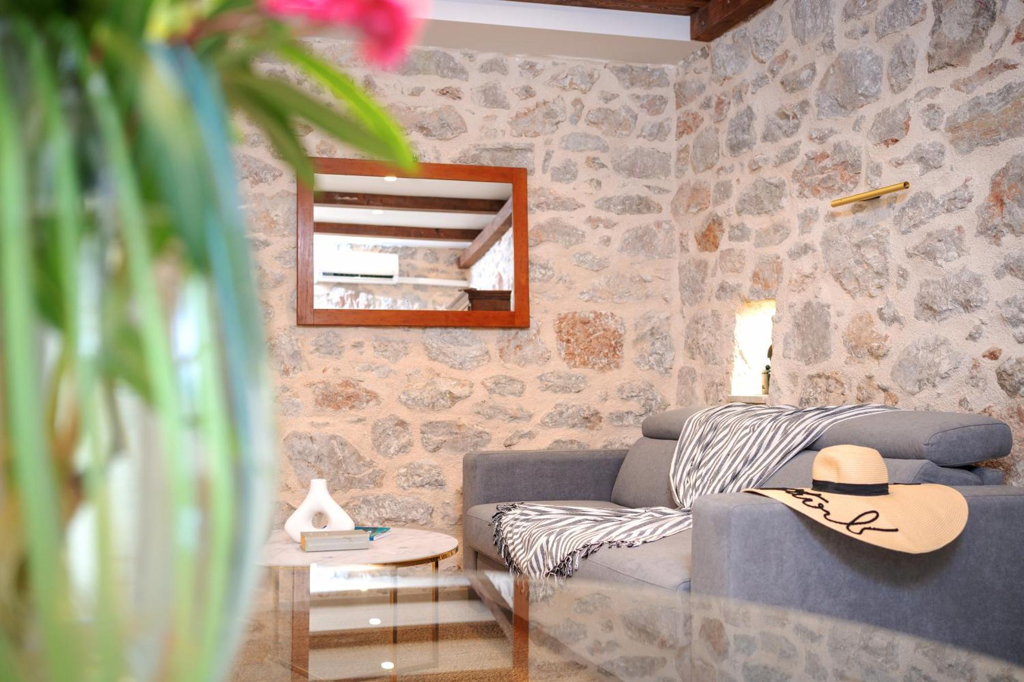 Holiday Home Skala With Hot Tub & Kala With Terrace Pitve Luaran gambar