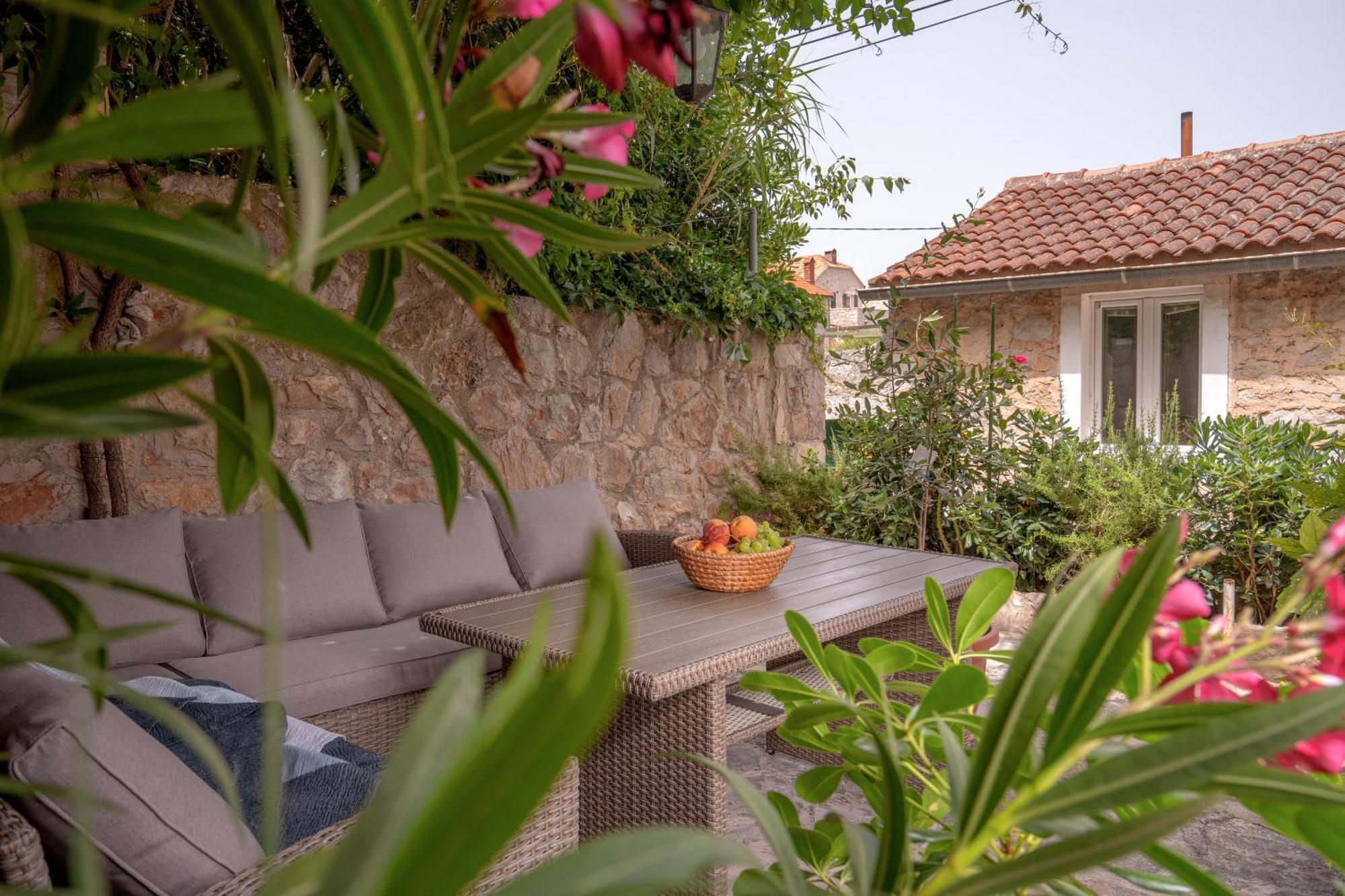 Holiday Home Skala With Hot Tub & Kala With Terrace Pitve Luaran gambar